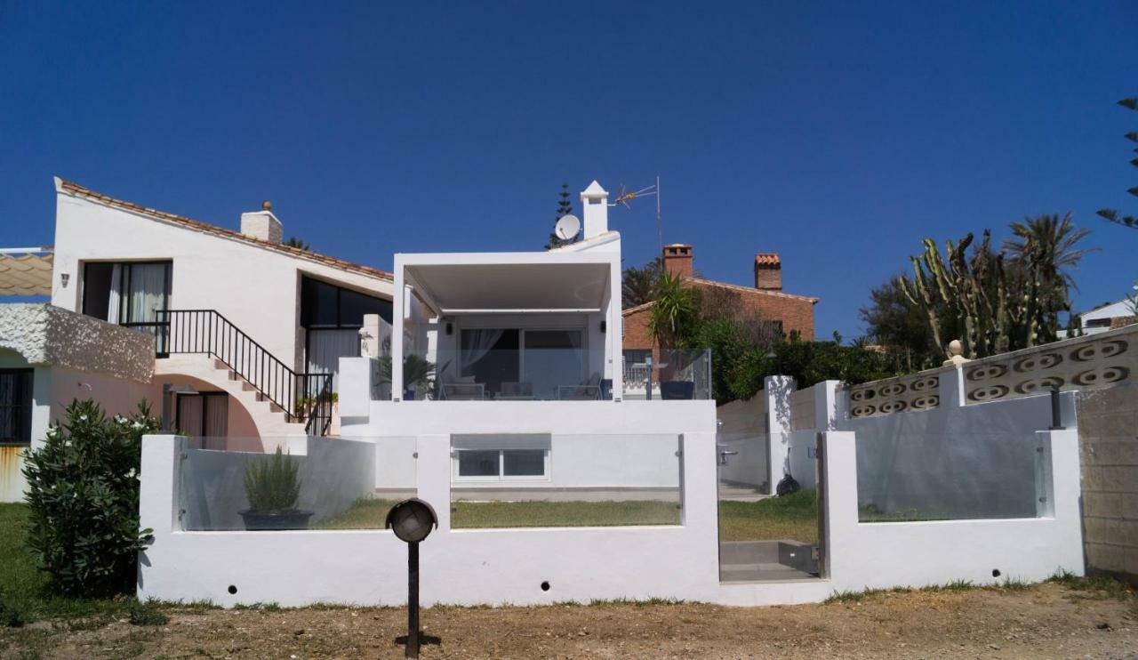 Beach-Front Bahia Dorada Estepona Exterior photo