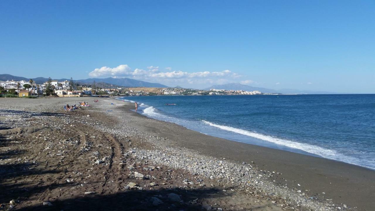 Beach-Front Bahia Dorada Estepona Exterior photo